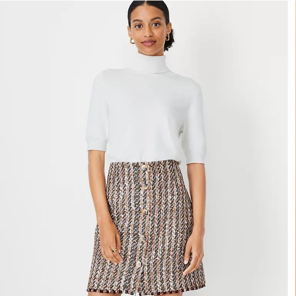 Ann Taylor turtleneck elbow sleeve sweaters w/ Ribbed neck, cuffs & hem XS - Picture 3 of 9